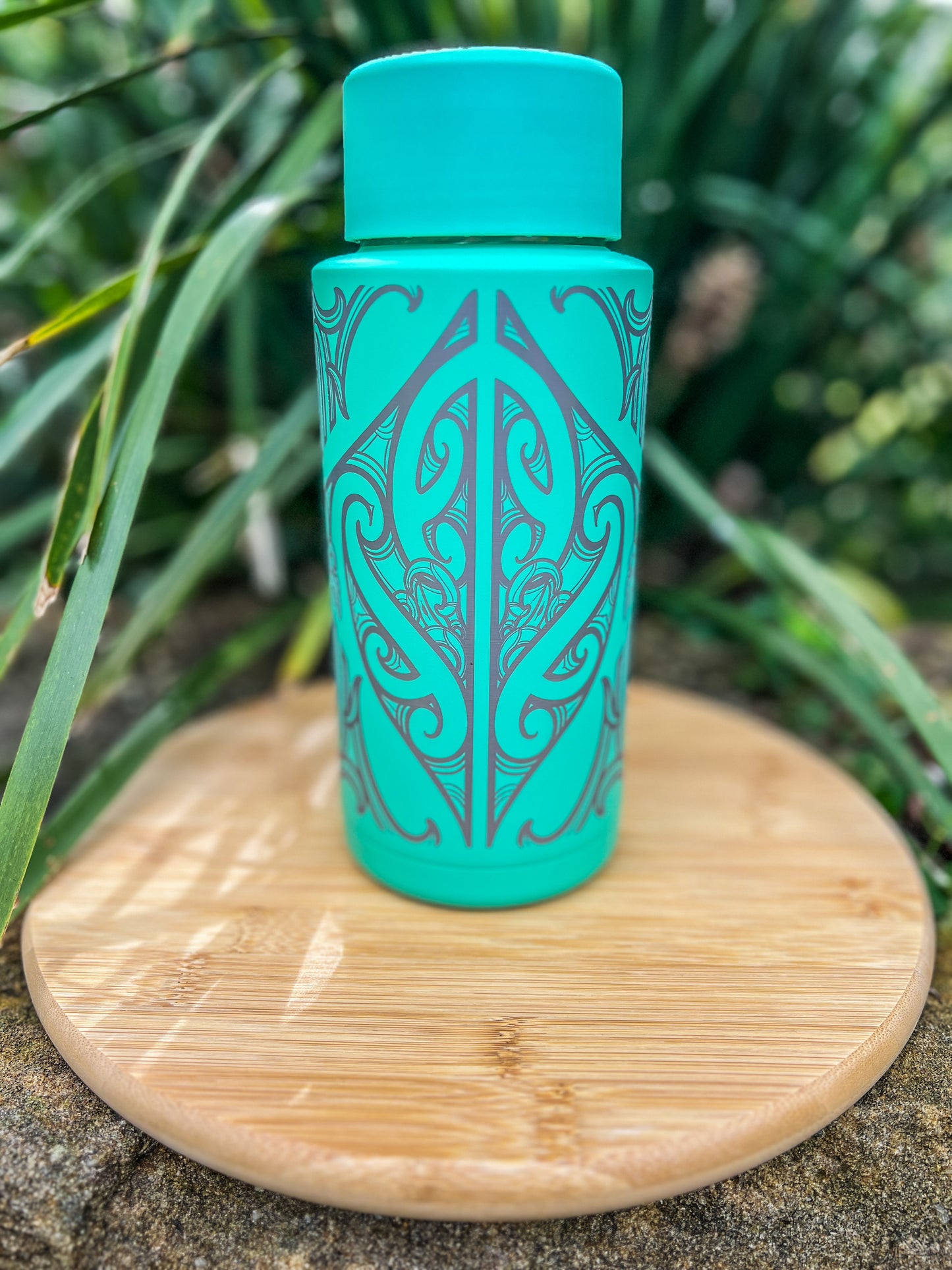 Takawai Wai - Kākāriki Laser Engraved